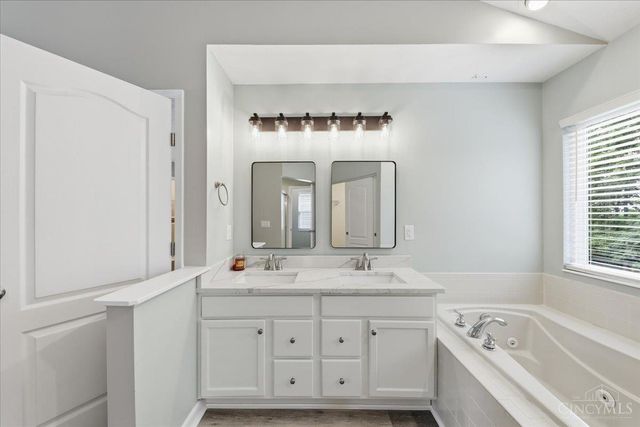 6527 Thistle Grove, Hamilton Twp, OH 45152