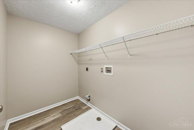 6527 Thistle Grove, Hamilton Twp, OH 45152