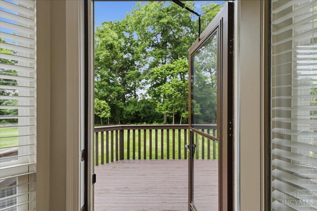 6527 Thistle Grove, Hamilton Twp, OH 45152