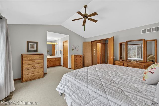 10696 Parker Court, South Lyon, MI 48178