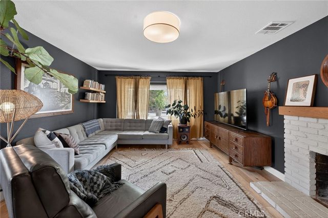 1463 1463 Clock Ave, Redlands, CA 92374