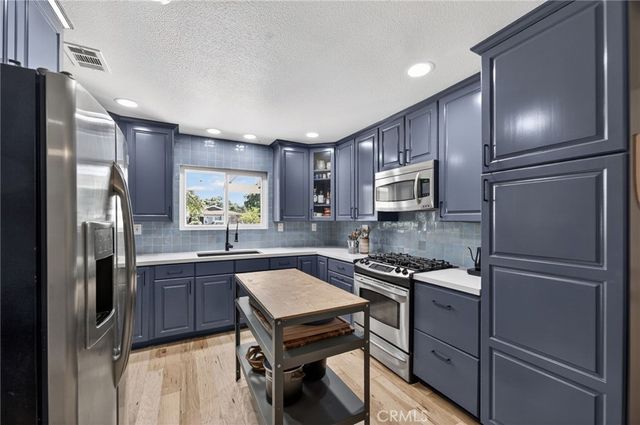 1463 1463 Clock Ave, Redlands, CA 92374