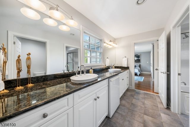 5 Kincaid Ln, Chatham Twp., NJ 07928