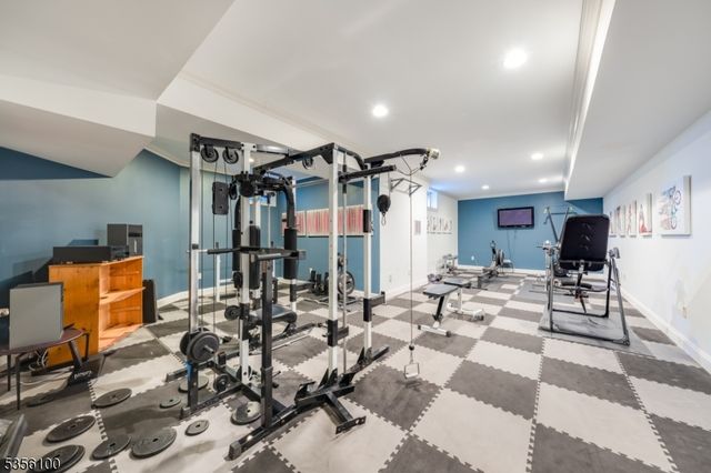 5 Kincaid Ln, Chatham Twp., NJ 07928