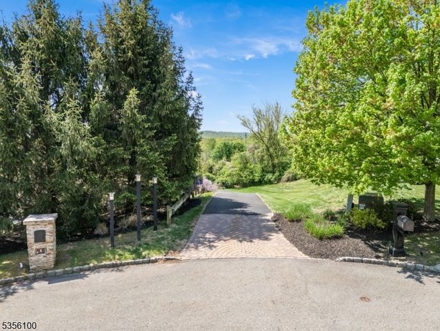 5 Kincaid Ln, Chatham Twp., NJ 07928