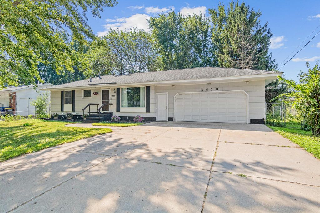 6678 166th Street W, Rosemount, MN 55068 — exterior