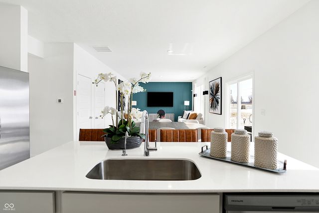 2320 Dillon Drive, Greenfield, IN 46140