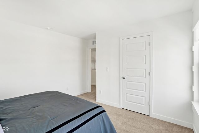 2320 Dillon Drive, Greenfield, IN 46140