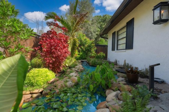 5281 LORDS AVENUE, Sarasota, FL 34231