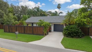5281 LORDS AVENUE, Sarasota, FL 34231