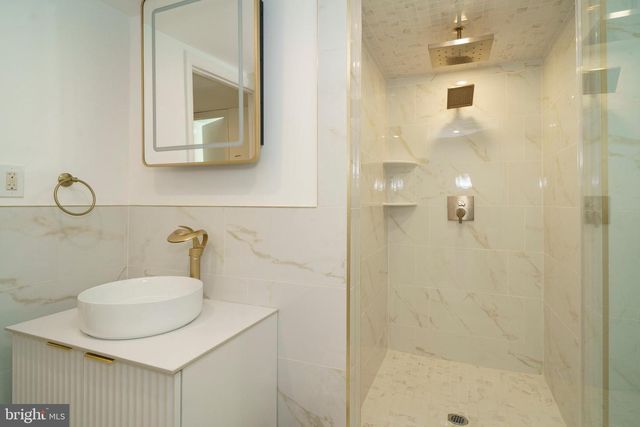 714 WATKINS ST, Philadelphia, PA 19148