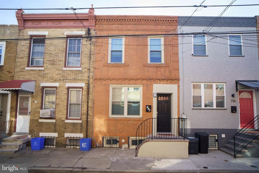 714 WATKINS ST, Philadelphia, PA 19148