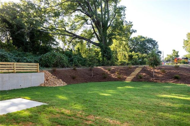 889 Dale Drive SE, Atlanta, GA 30315