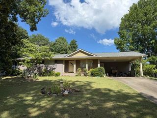3481 Maynard Circle, Gainesville, GA 30506