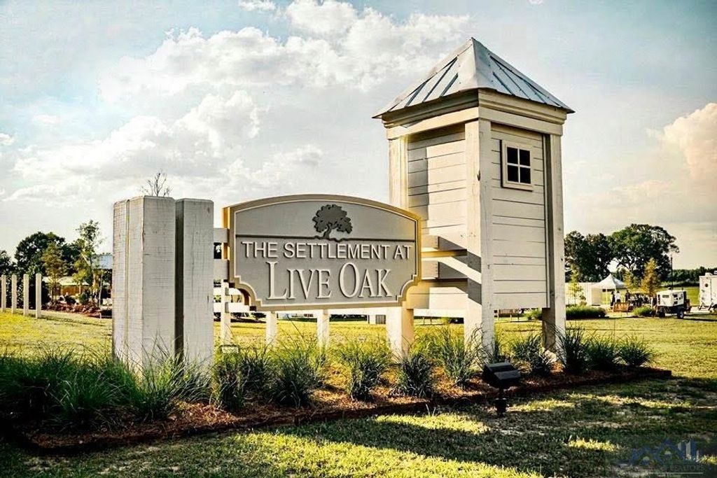 Royal Oak Blvd, Thibodaux, LA 70301