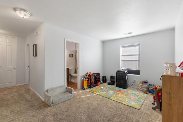 7723 Snowy Egret Court NW, Albuquerque, NM 87114