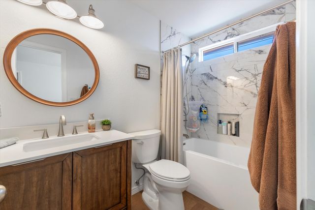 7723 Snowy Egret Court NW, Albuquerque, NM 87114