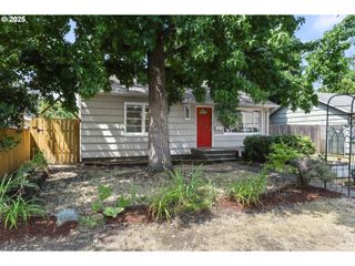 1423 Se 88TH Ave, Portland, OR 97216
