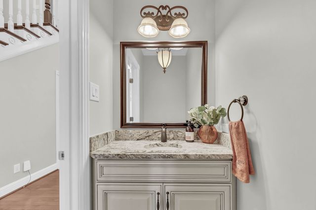 313 Partridge Ct, Clarksville, TN 37043