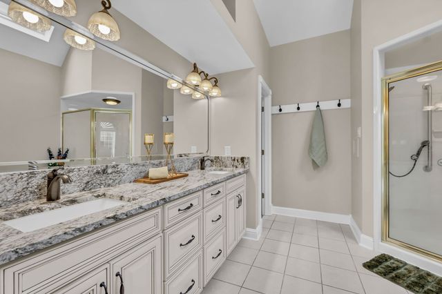 313 Partridge Ct, Clarksville, TN 37043
