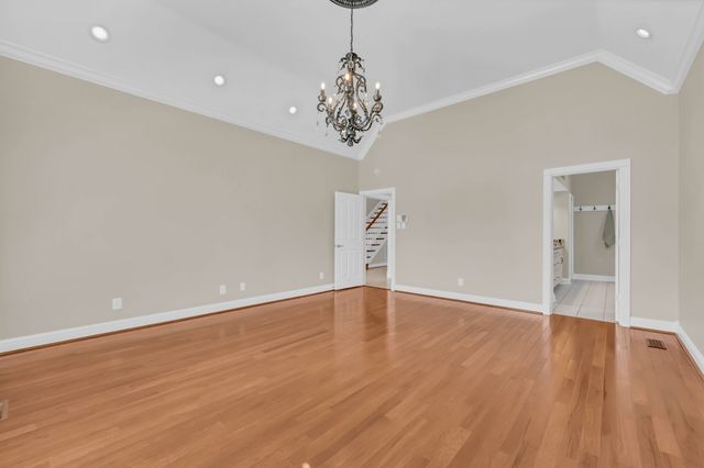 313 Partridge Ct, Clarksville, TN 37043