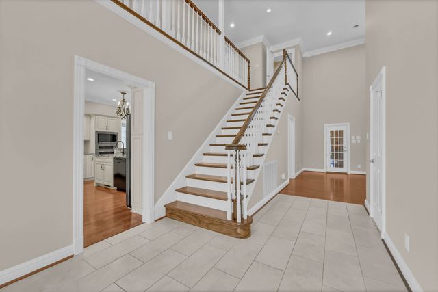 313 Partridge Ct, Clarksville, TN 37043