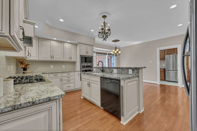 313 Partridge Ct, Clarksville, TN 37043