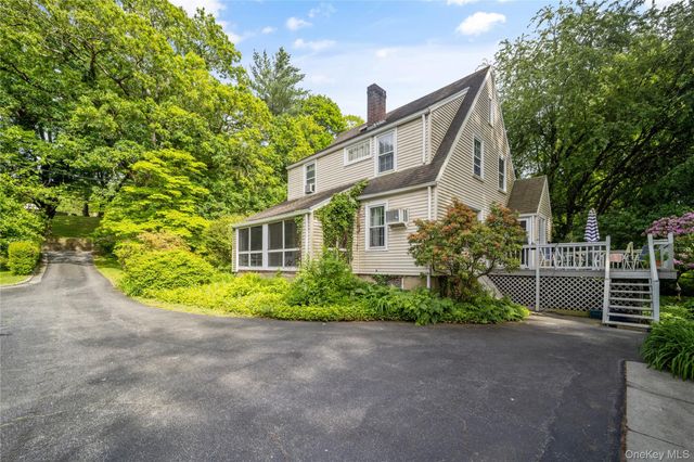 518 Pleasantville Road, Briarcliff Manor, NY 10510
