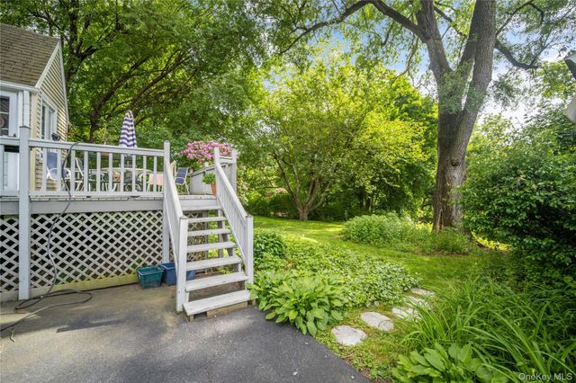 518 Pleasantville Road, Briarcliff Manor, NY 10510