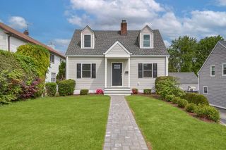 15 Locust Street, Valhalla, NY 10595