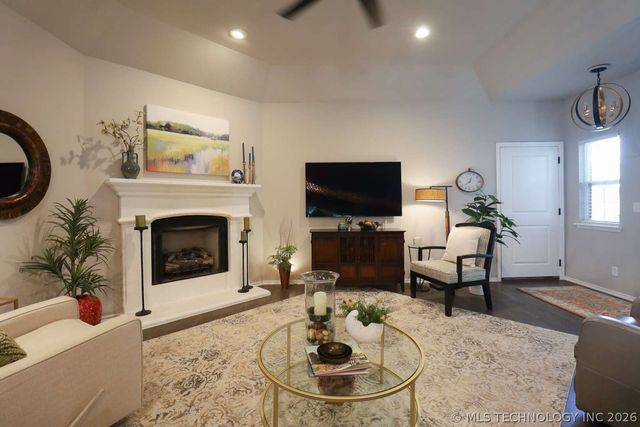 1935 W Imperial Place, Broken Arrow, OK 74011
