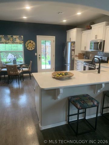 1935 W Imperial Place, Broken Arrow, OK 74011
