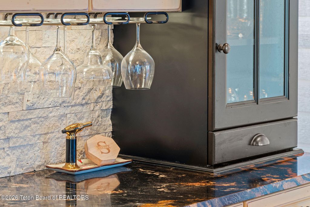 176 RIVER TRAIL DR Drive, Alpine, WY 83128 photo 14