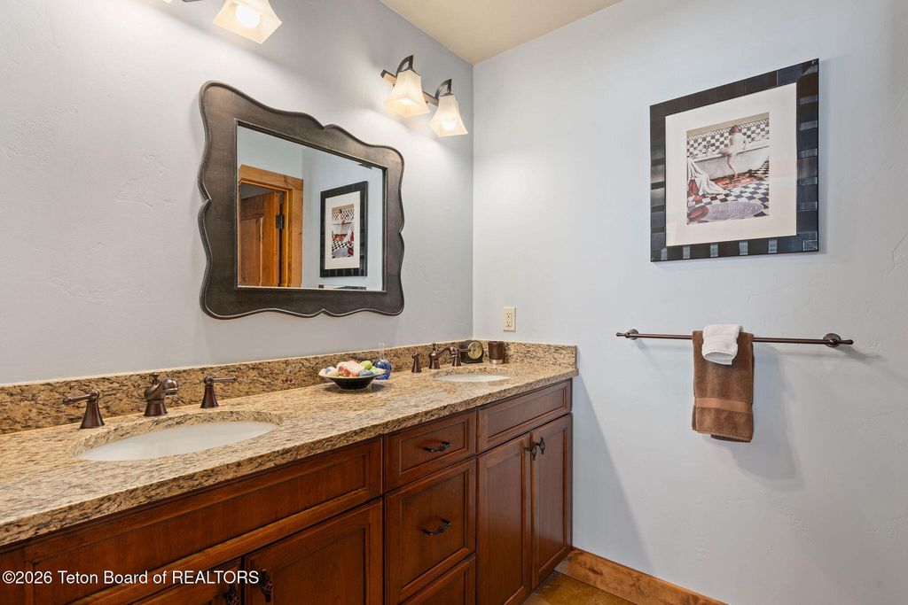 176 RIVER TRAIL DR Drive, Alpine, WY 83128 photo 26