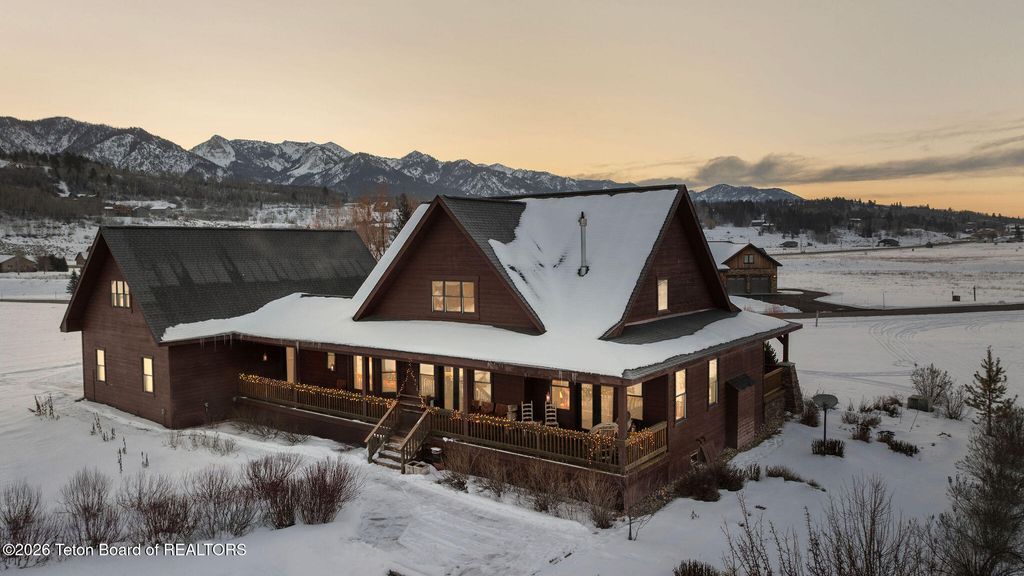 176 RIVER TRAIL DR Drive, Alpine, WY 83128 photo 3