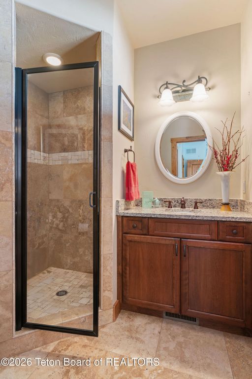 176 RIVER TRAIL DR Drive, Alpine, WY 83128 photo 31