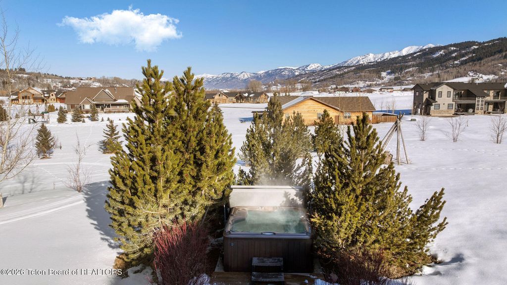 176 RIVER TRAIL DR Drive, Alpine, WY 83128 photo 47