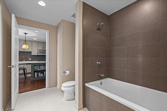 1212 Laurel St Apt 906, Nashville, TN 37203