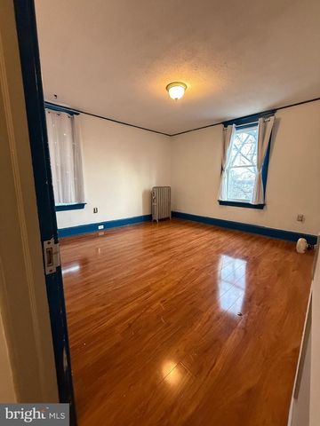 226 WALNUT ST, Lemoyne, PA 17043