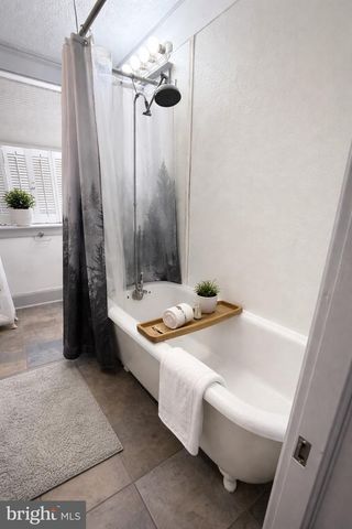 226 WALNUT ST, Lemoyne, PA 17043