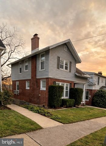 226 WALNUT ST, Lemoyne, PA 17043