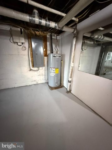 226 WALNUT ST, Lemoyne, PA 17043