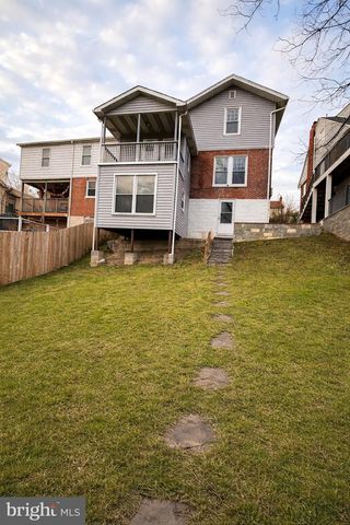 226 WALNUT ST, Lemoyne, PA 17043