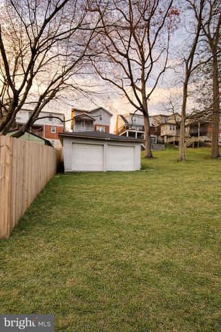 226 WALNUT ST, Lemoyne, PA 17043
