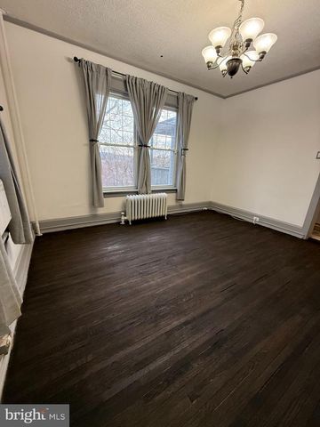 226 WALNUT ST, Lemoyne, PA 17043