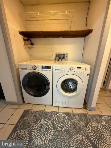 226 WALNUT ST, Lemoyne, PA 17043