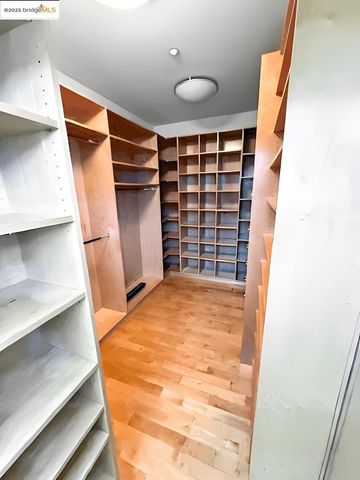 4000 Manzana Lane, Palo Alto, CA 94306