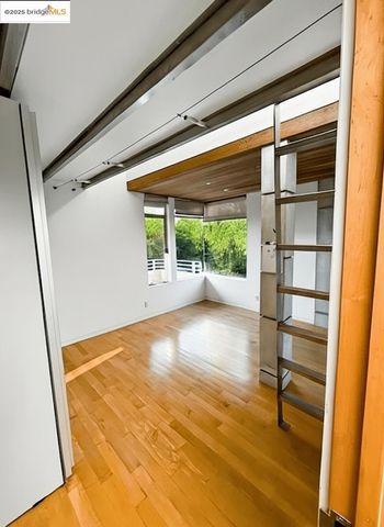 4000 Manzana Lane, Palo Alto, CA 94306