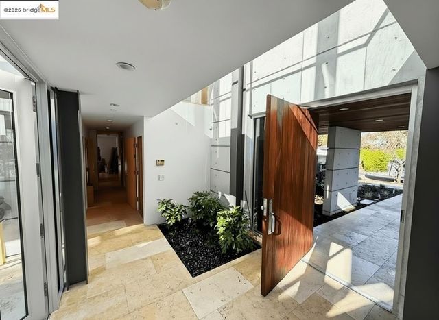 4000 Manzana Lane, Palo Alto, CA 94306