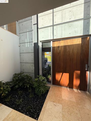 4000 Manzana Lane, Palo Alto, CA 94306